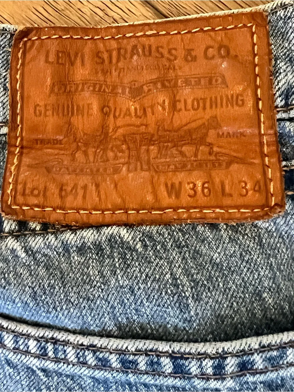 Levi's Straight Light Wash Blue Jeans